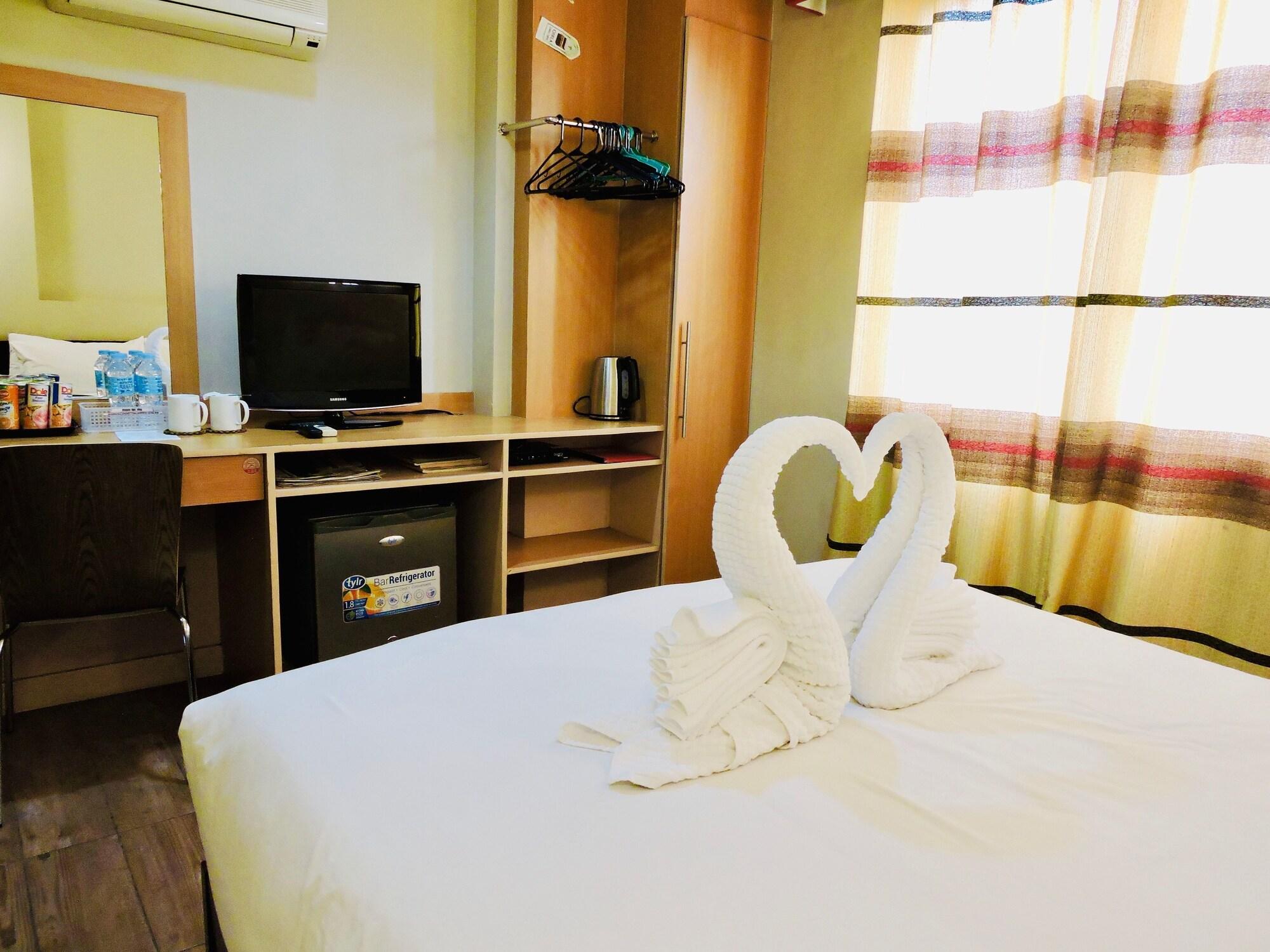 Davao City Tinhat Halal حلال Certified Boutique Hotel And Restaurant מראה חיצוני תמונה