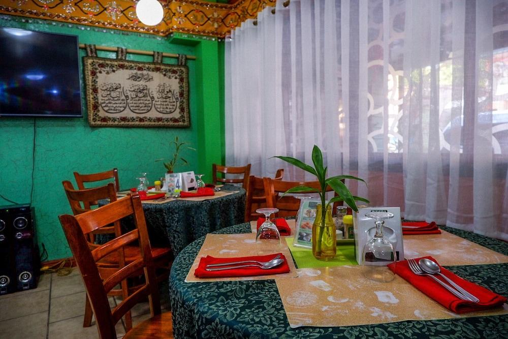 Davao City Tinhat Halal حلال Certified Boutique Hotel And Restaurant מראה חיצוני תמונה