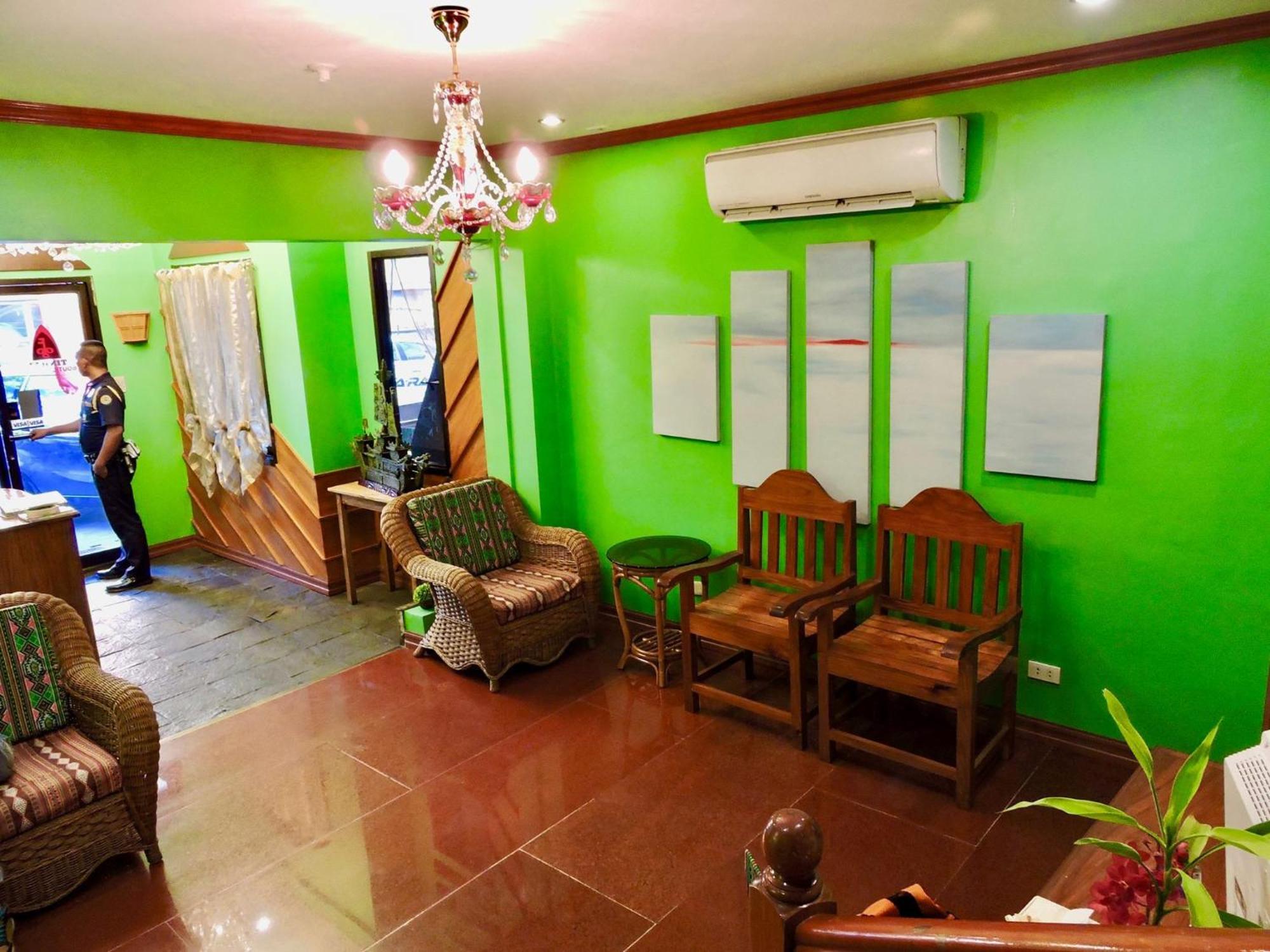 Davao City Tinhat Halal حلال Certified Boutique Hotel And Restaurant מראה חיצוני תמונה