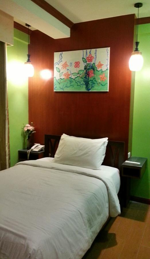 Davao City Tinhat Halal حلال Certified Boutique Hotel And Restaurant מראה חיצוני תמונה